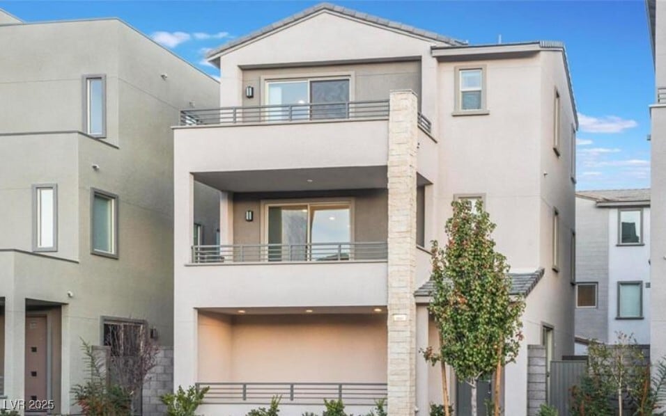 Photo - 660 Clowder Spring Way