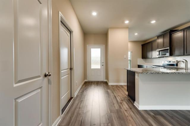 Photo - 318 Sweet Pea Ln