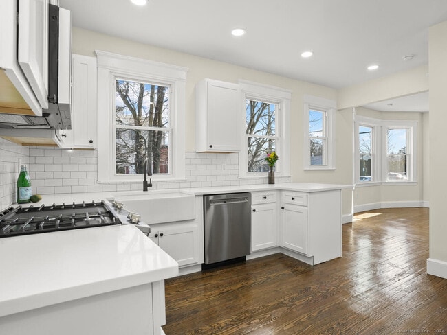 Photo - 97 Noble Ave