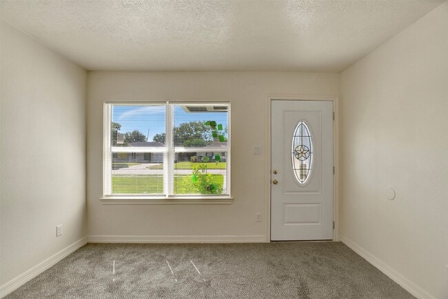 Photo - 1307 Belshire Rd
