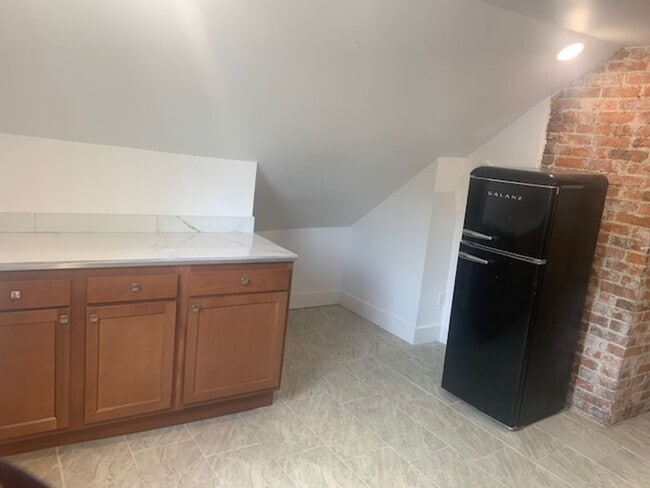 Photo - 129 3rd St Unit Apt 3