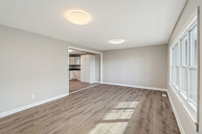 Photo - 3658 Tarbett Rd