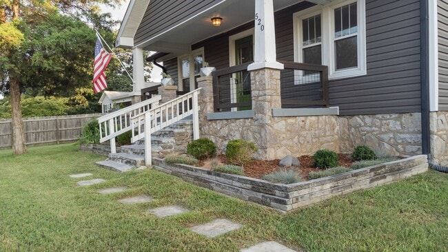 Photo - 520 Elgin St