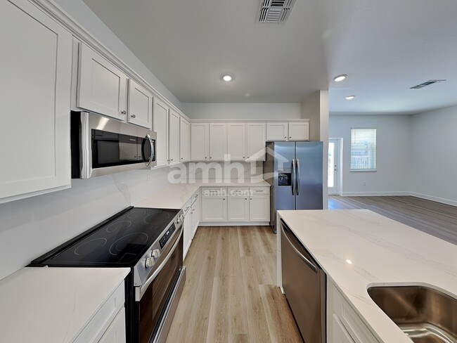 Photo - 3013 20th Ave W