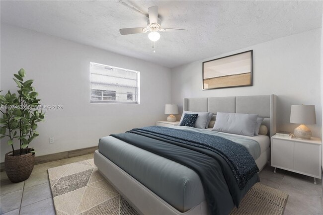 Photo - 332 SW 3rd St Unit 14