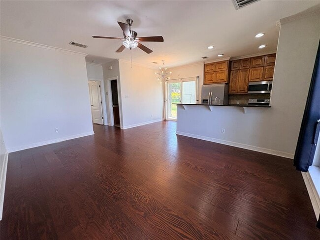 1213 Delsie Dr