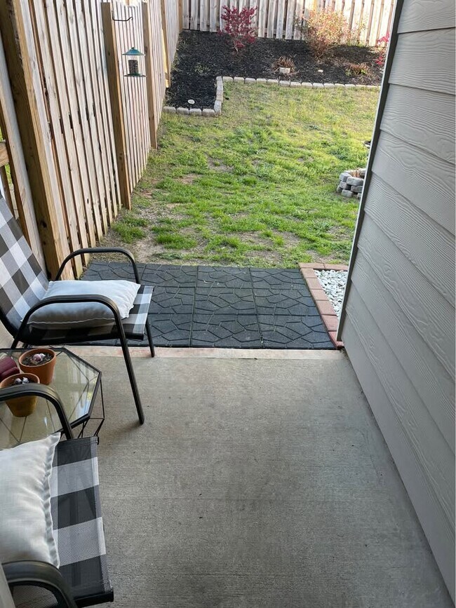 Photo - 830 Quaint Parish Cir