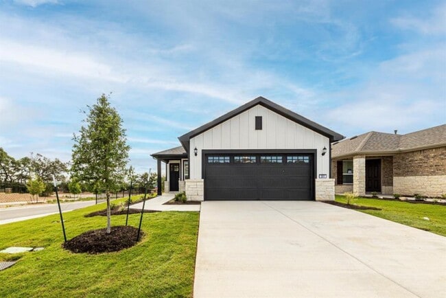 Building Photo - 201 Coachsmith St