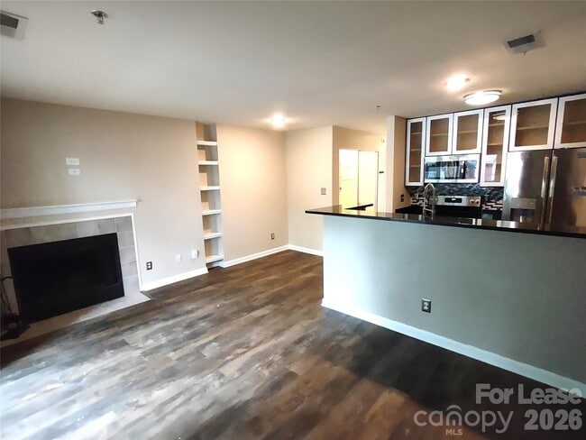 Photo - 505 N Graham St Unit 1A
