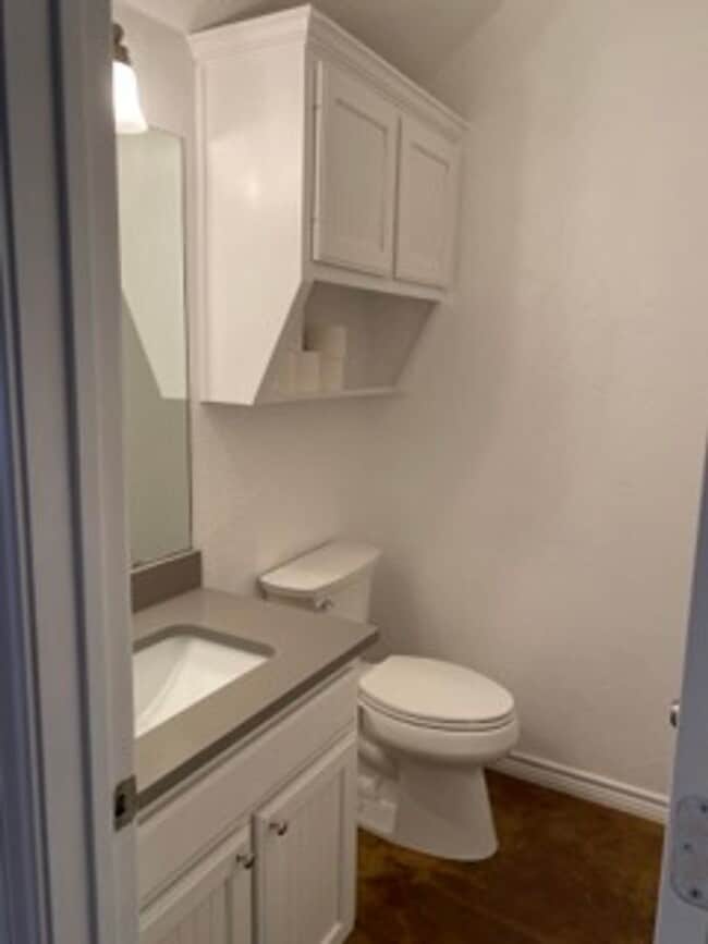 Photo - Inner-Bubble Living — Steps from Baylor University