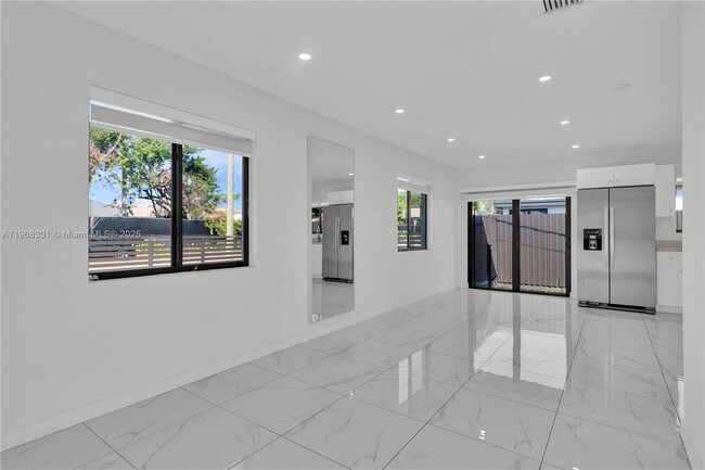 Photo - 2490 NW 44th St Unit 1