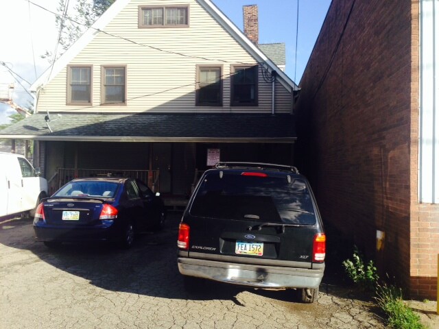 Photo - 4237 St Clair Ave