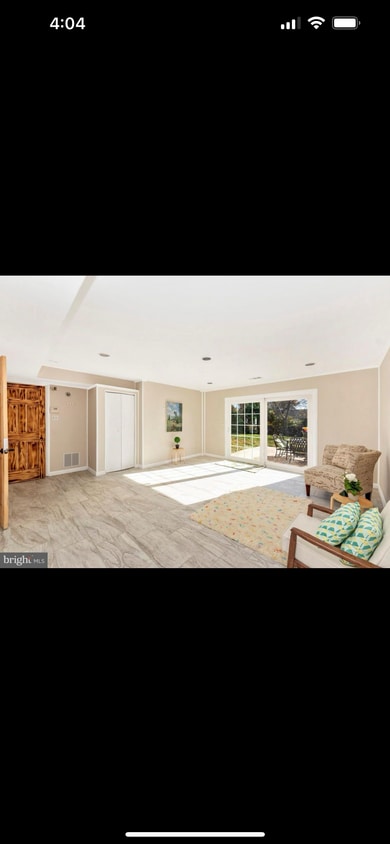 Photo - 4804 Aspen Hill Rd (Rockville, MD)