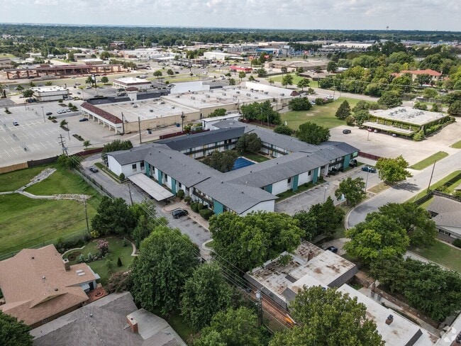 Crestpark Apartments