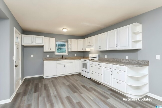 Photo - 506 Vardar Ln