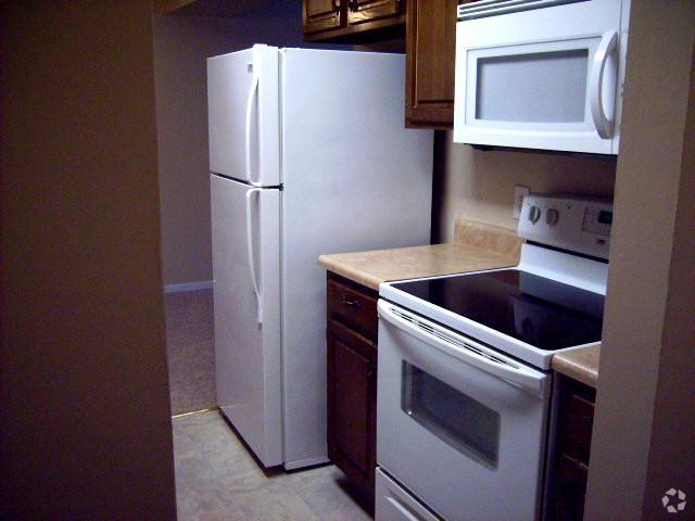 Kitchen - Charter Oaks