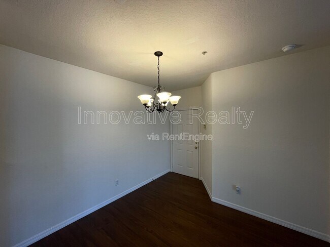 Photo - 2549 Maitland Crossing Way