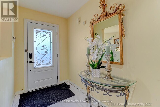 Photo - 305 Old Harwood Ave