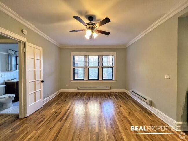 Building Photo - 0 bedroom in CHICAGO IL 60640 Unit 207 Rental