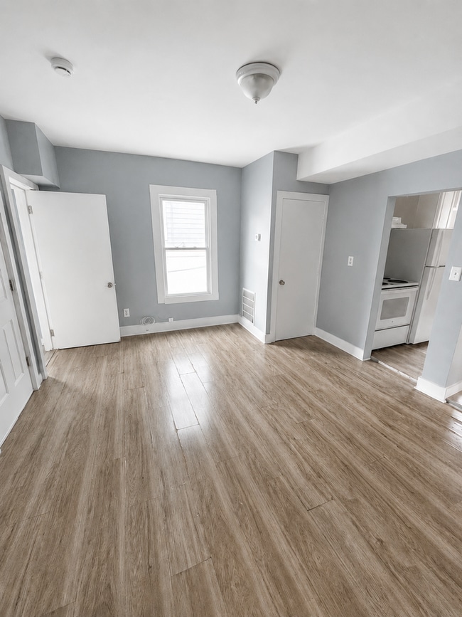 Photo - 54 Bronson St Unit 2