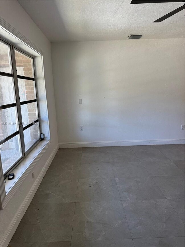 Photo - 1281 NE 209th Terrace