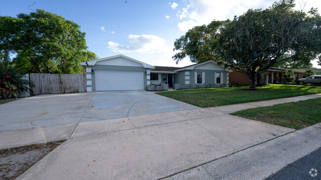 Building Photo - 37 Carriage Hill Cir Rental