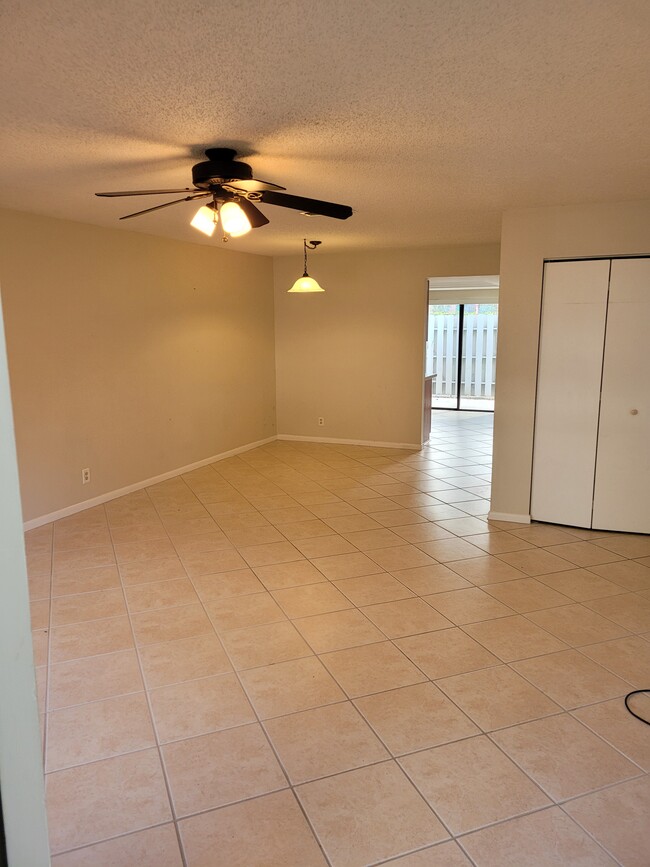 Photo - 431 Jupiter Lakes Blvd Unidad 2111d