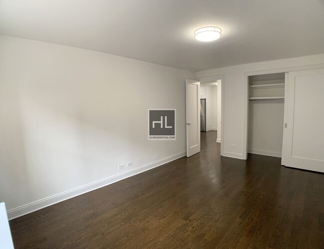 Photo - E 16 ST Unit 9E