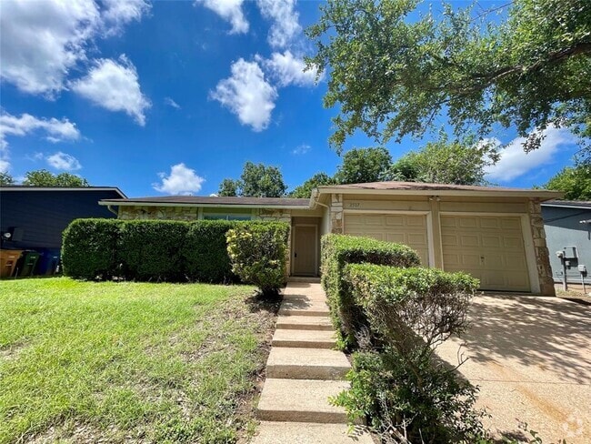Building Photo - 2507 Sweet Clover Dr Rental