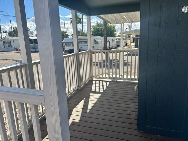 Photo - 530 S Alma School Rd