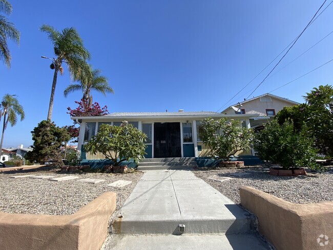 Building Photo - 2704 Landis St Rental