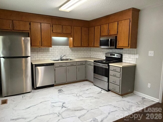 Photo - 642 Pee Dee Ave