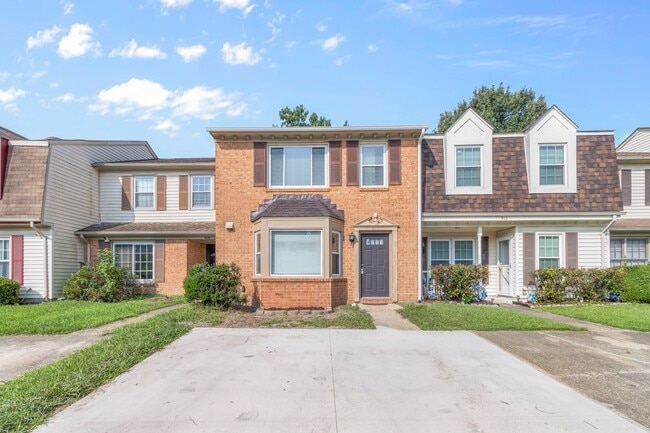 Building Photo - 911 Wilcher Way