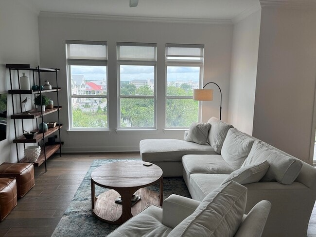 145 Pier View St