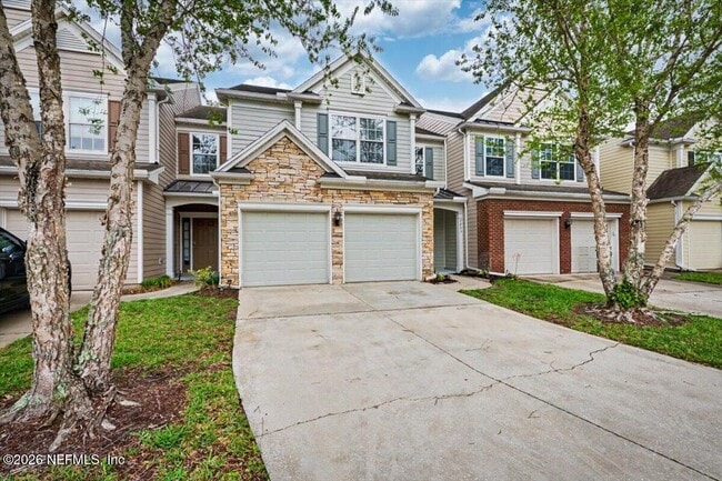 Photo - 7493 DEVONDALE Way