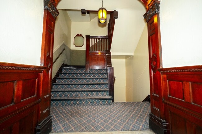 Lobby Area - Lionhead