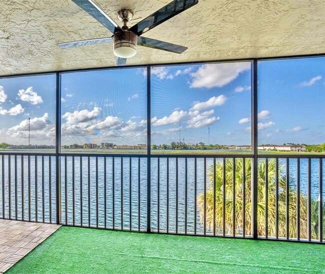 Photo - 605 Ives Dairy Rd Unit 305-7