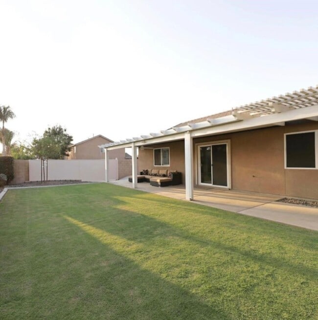 Photo - Incredible Rental In the SW! 3bd +2ba with RV parking $2,600 Rent