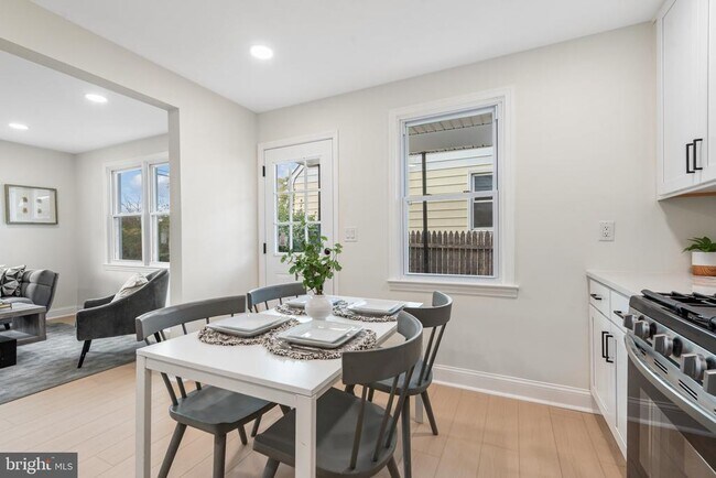 Photo - 304 Vernon Ave Casa