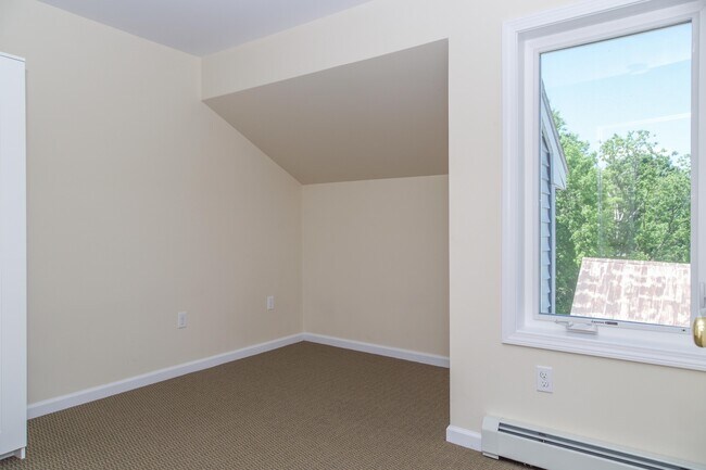 37 Decatur St