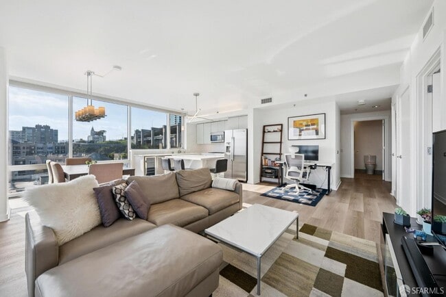 Photo - 501 Beale St