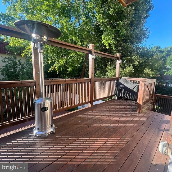 Photo - 315 N Maple Ave