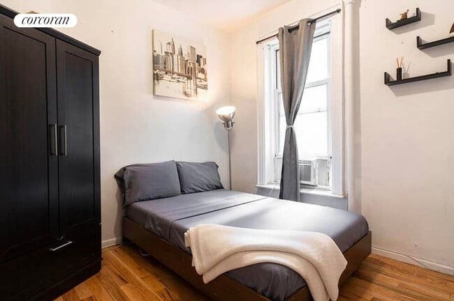 Photo - 111 MacDougal St