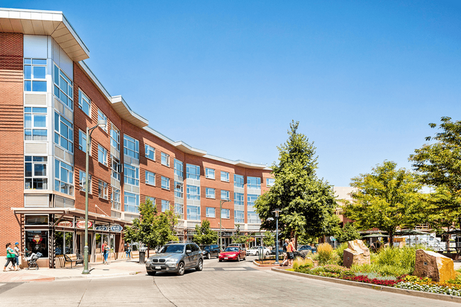 Building Photo - Crescent Flats Town Center Rental