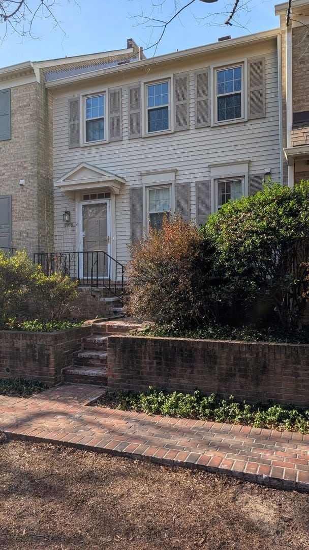 Building Photo - 10939 Wickshire Way