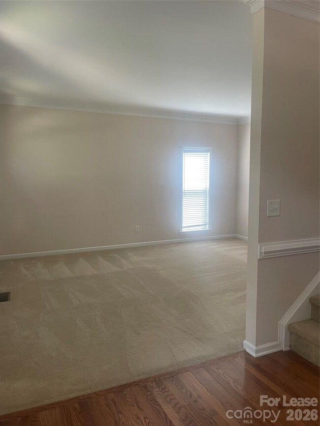 Photo - 12020 Farnborough Rd