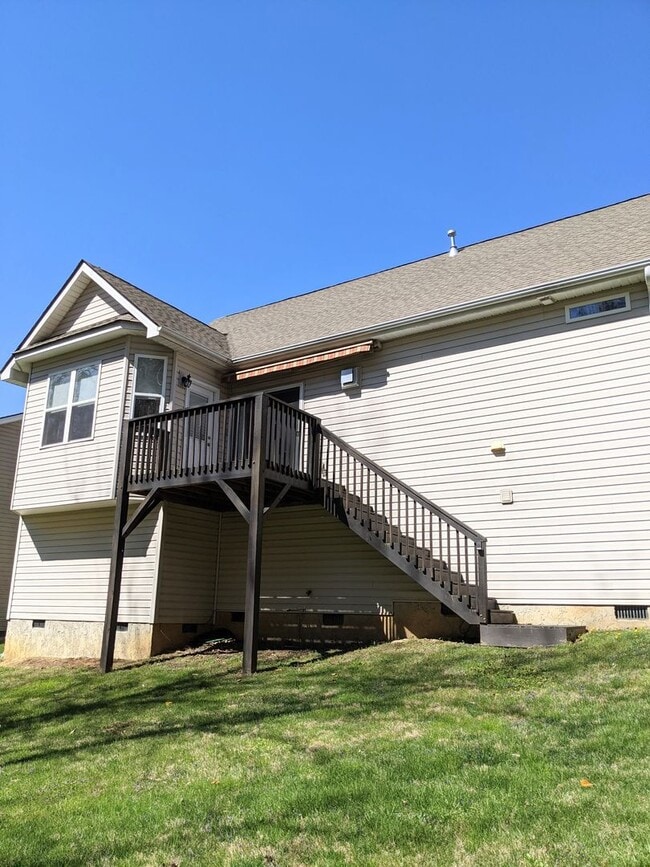 Photo - 106 Woodcreek Cir