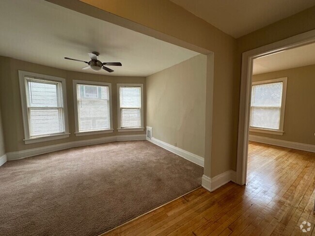Building Photo - 2724-2726 N Murray Duplex Unit 2726-Upper Rental