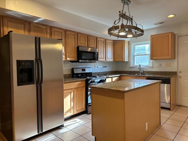 Photo - 3 Bedroom Rowhome in Pigtown