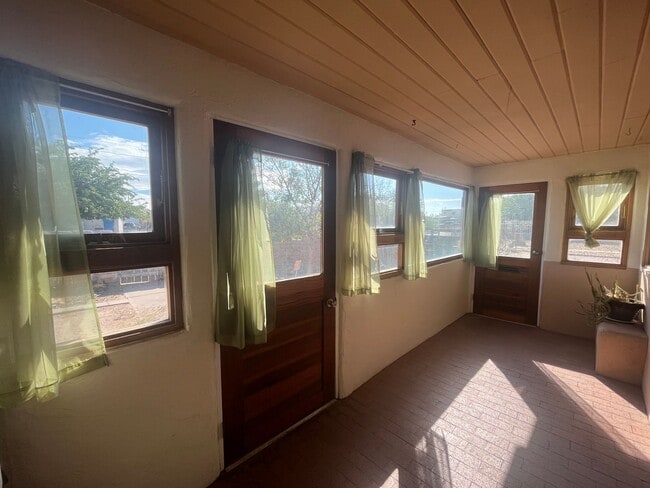 Photo - Pleasant 2 Bedroom 1 Bathroom Home In The Monkbridge Gardens Neighborhood!